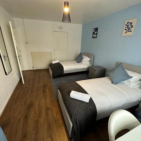 Lovely Spacious 3 Bedrooms House Birmingham Extérieur photo